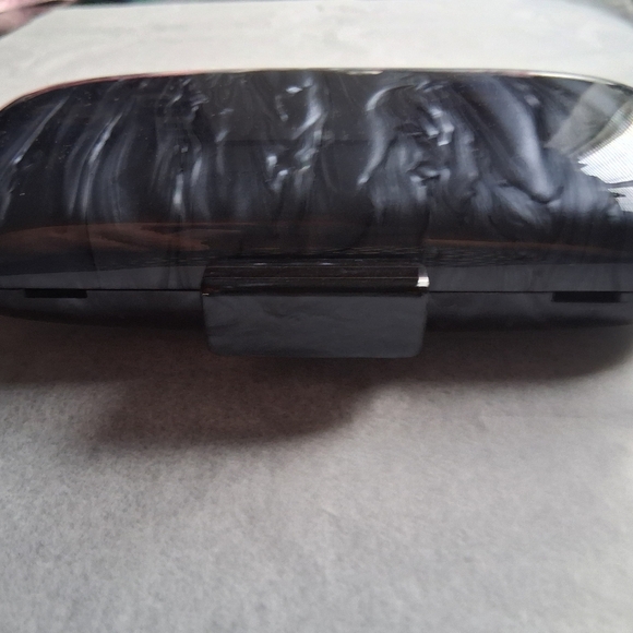 NWT Marbled Acrylic Evening Clutch Bag - Picture 9 of 9